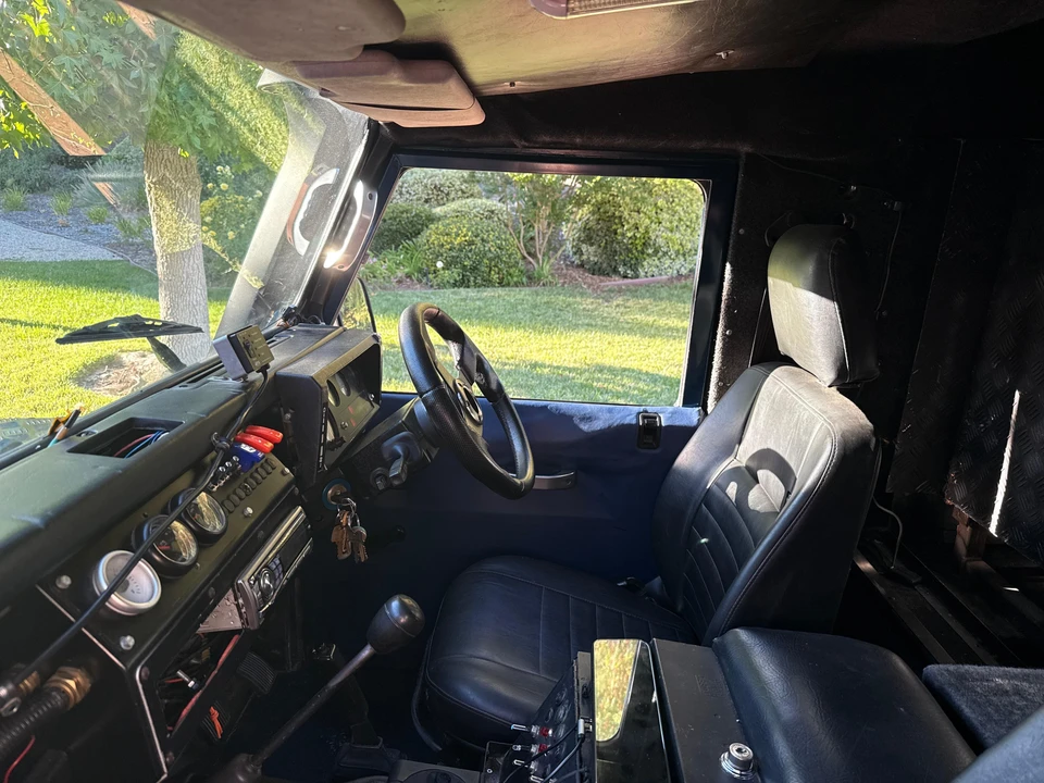 1997 Land Rover Defender 110 - Image 31 of 31