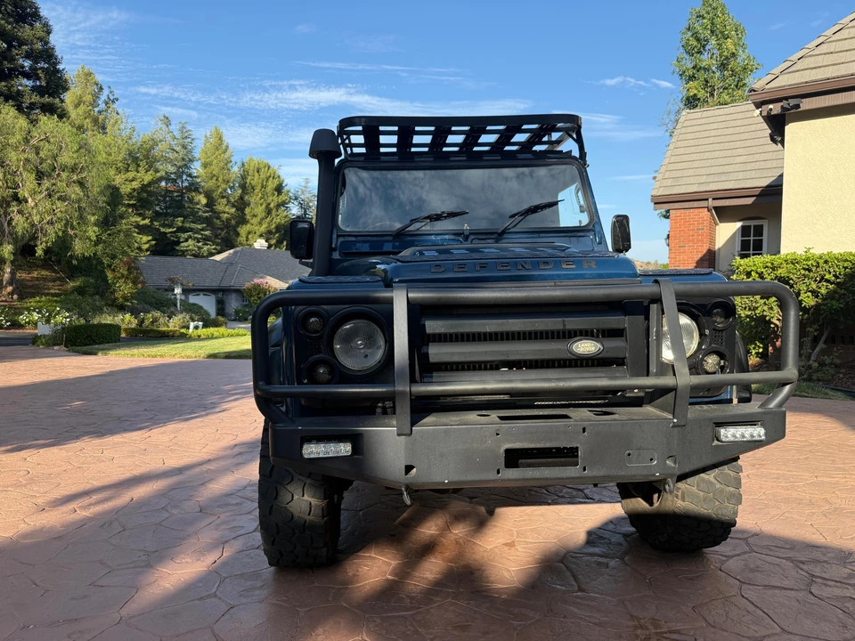 1997 Land Rover Defender 110 - Image 16 of 31