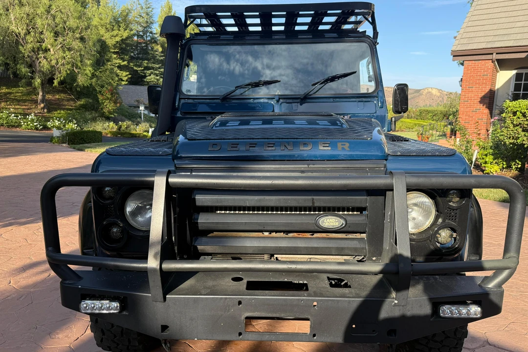 1997 Land Rover Defender 110 - Image 2 of 31