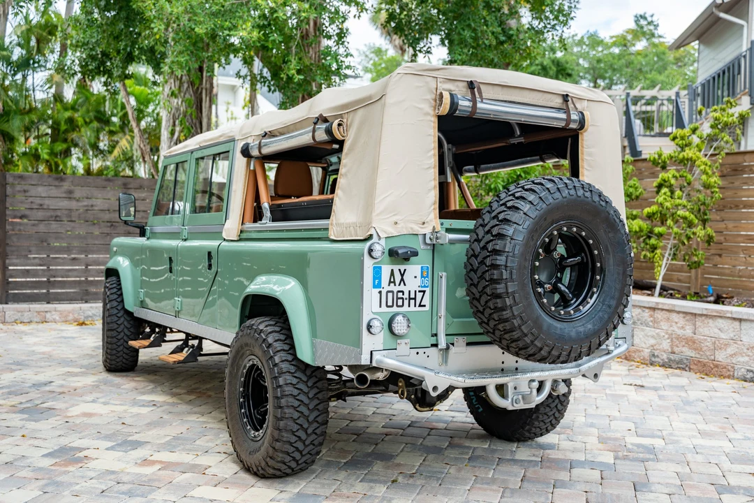 1997 Land Rover Defender 130 - Image 10 of 31