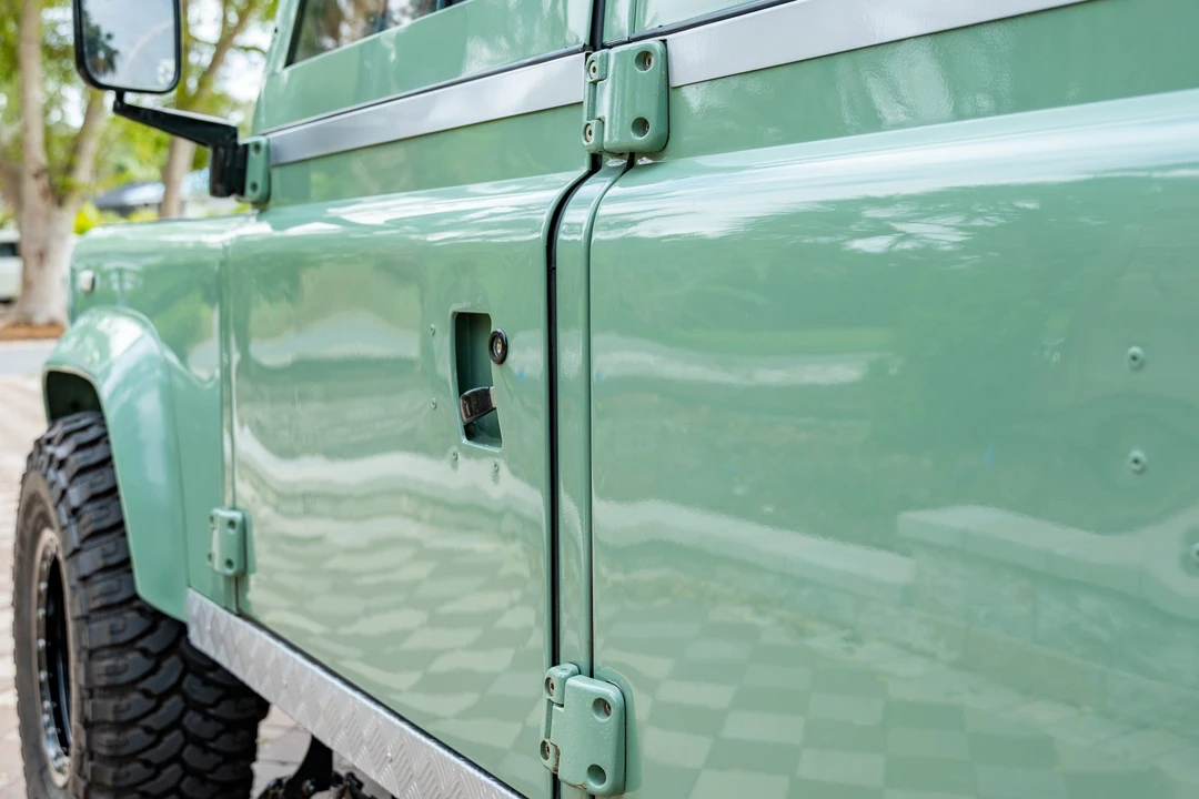 1997 Land Rover Defender 130 - Image 25 of 31