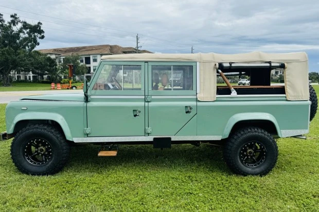 1997 Land Rover Defender 130 - Image 3 of 7
