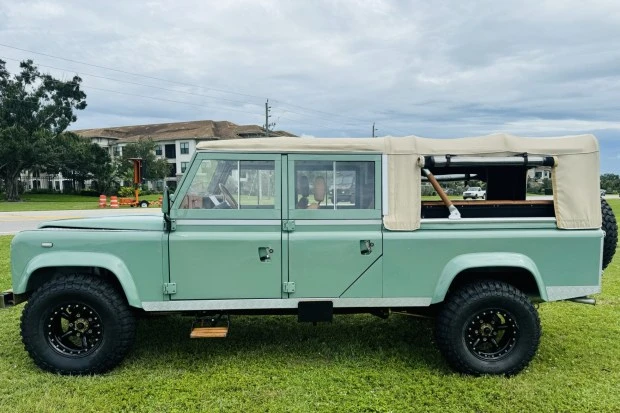 1997 Land Rover Defender 130 - Image 3 of 7