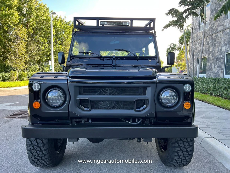 1997 Land Rover Defender 130 - Image 19 of 21