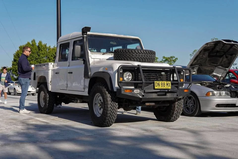 1997 Land Rover Defender 130 - Image 2 of 4