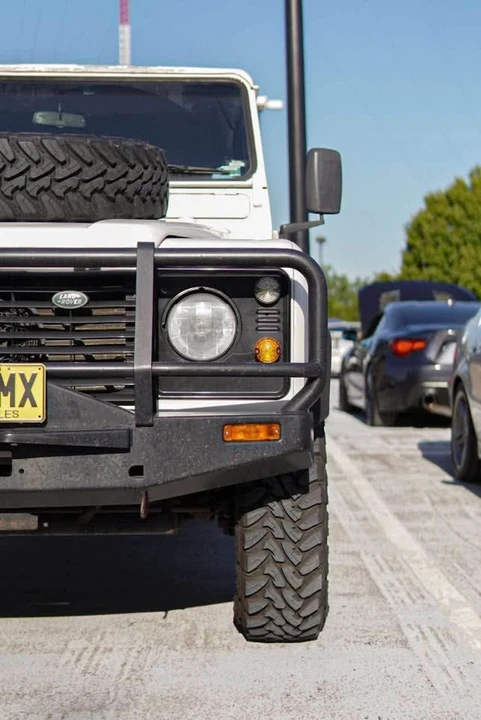 1997 Land Rover Defender 130 - Image 3 of 4