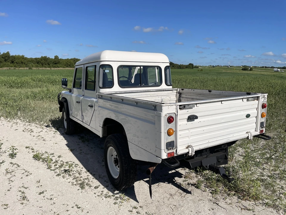 1997 Land Rover Defender 130 - Image 11 of 31