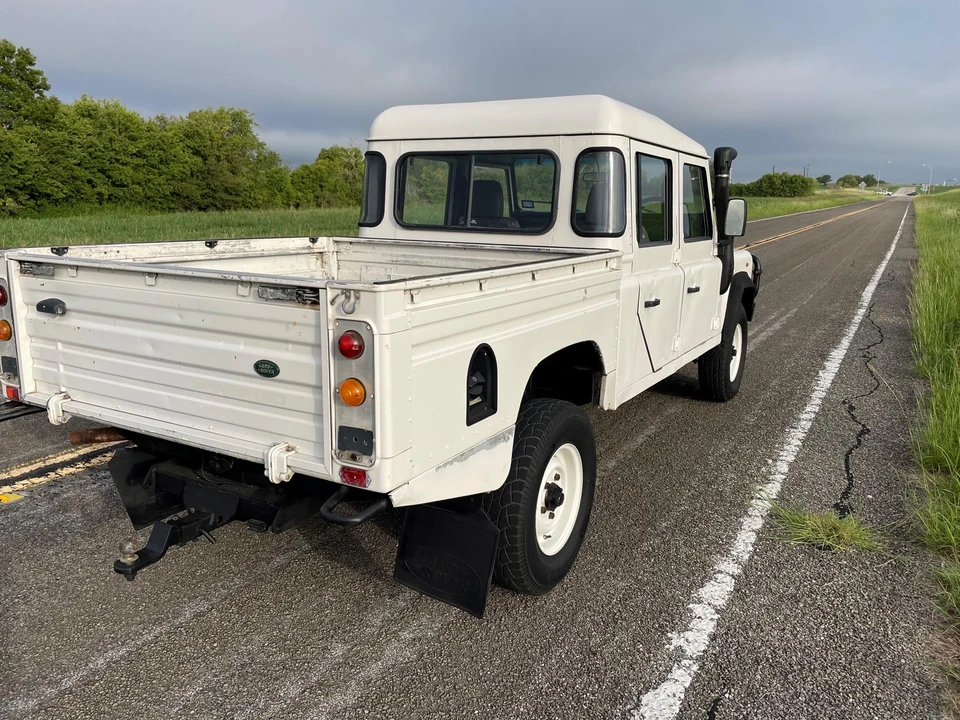 1997 Land Rover Defender 130 - Image 12 of 31