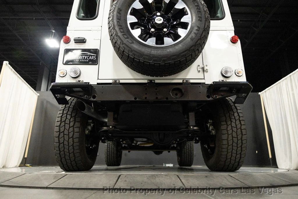 1997 Land Rover Defender 90 - Image 7 of 12