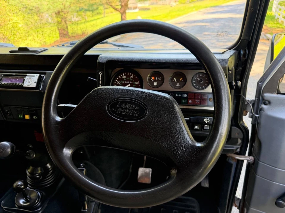 1997 Land Rover Defender 90 - Image 19 of 31