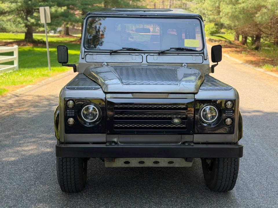 1997 Land Rover Defender 90 - Image 2 of 31