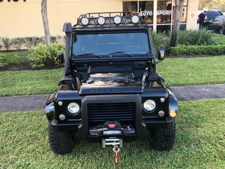 1997 Land Rover Defender 90 - Image 6 of 21