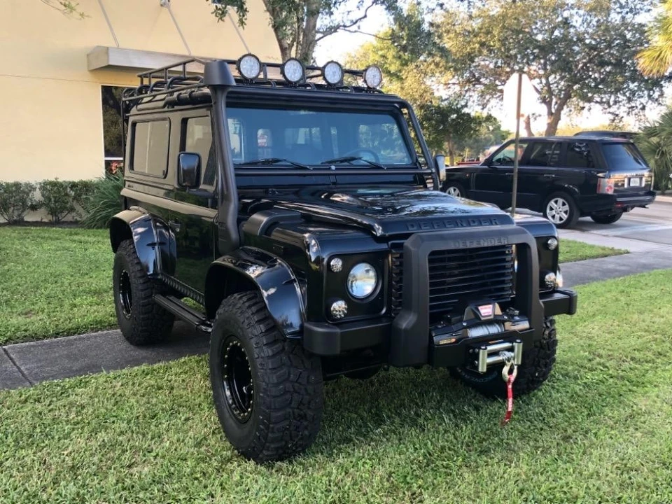 1997 Land Rover Defender 90 - Image 7 of 21