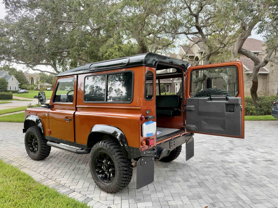 1997 Land Rover Defender 90 - Image 5 of 31