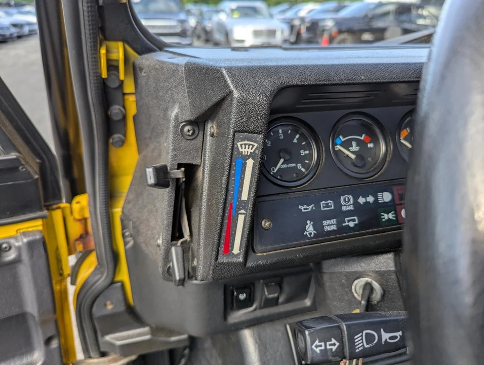1997 Land Rover Defender 90 - Image 14 of 31