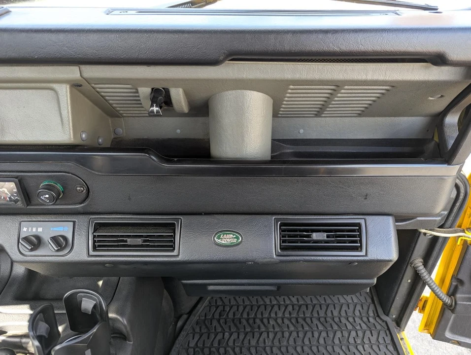 1997 Land Rover Defender 90 - Image 26 of 31