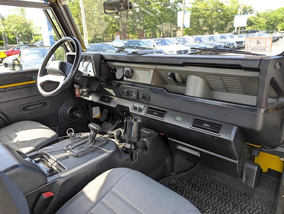 1997 Land Rover Defender 90 - Image 25 of 31