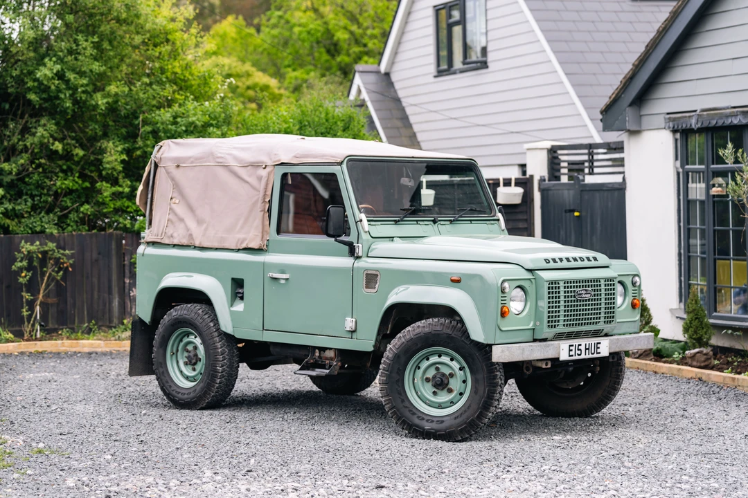 1997 Land Rover Defender 90 - Image 8 of 31