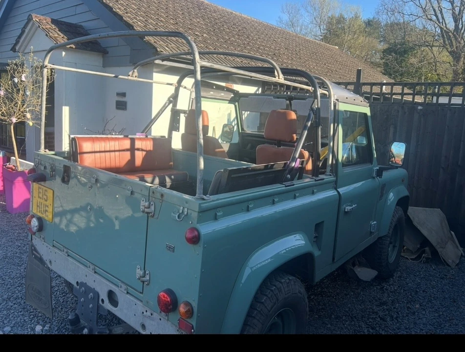 1997 Land Rover Defender 90 - Image 11 of 31