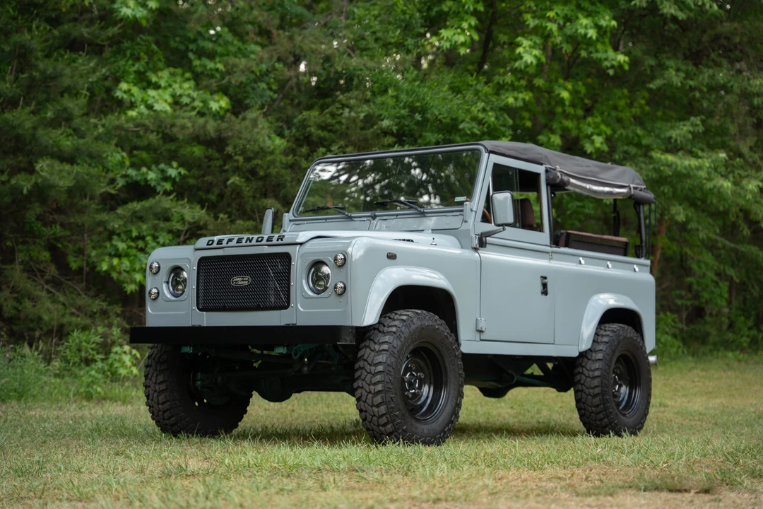 1997 Land Rover Defender 90 - Image 8 of 31