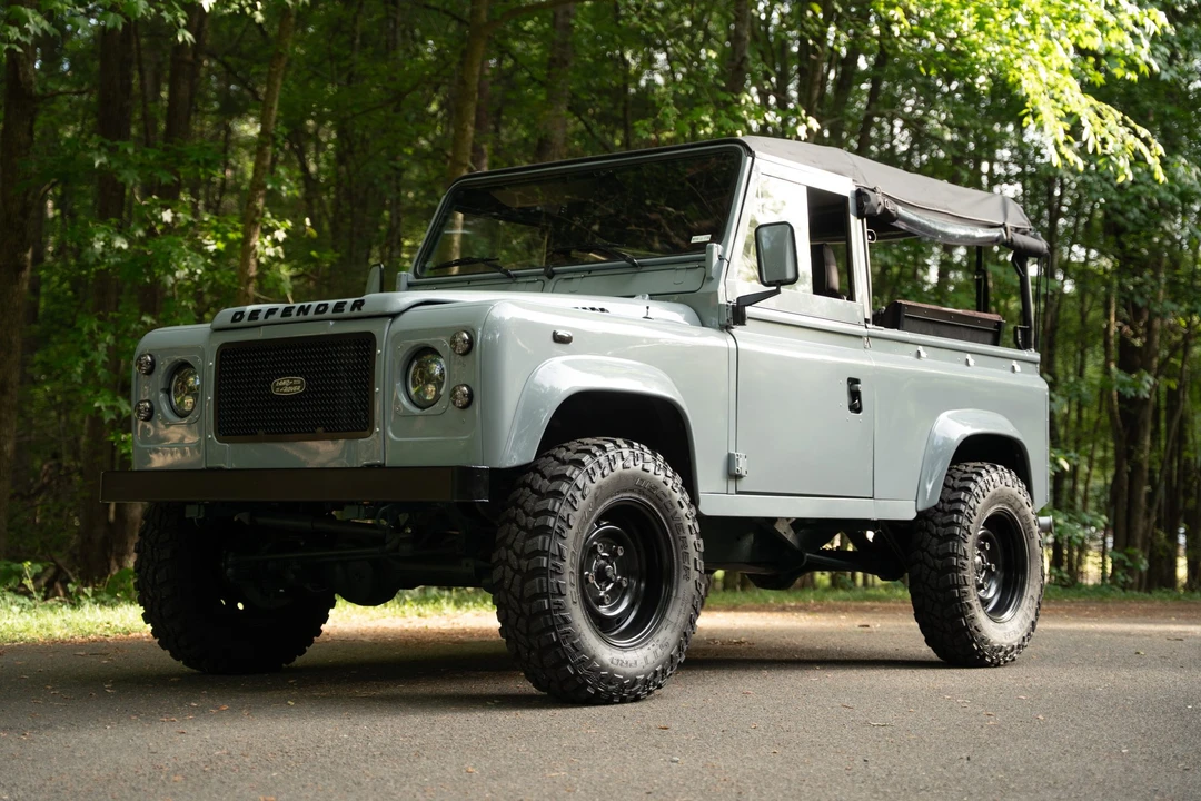 1997 Land Rover Defender 90 - Image 3 of 31