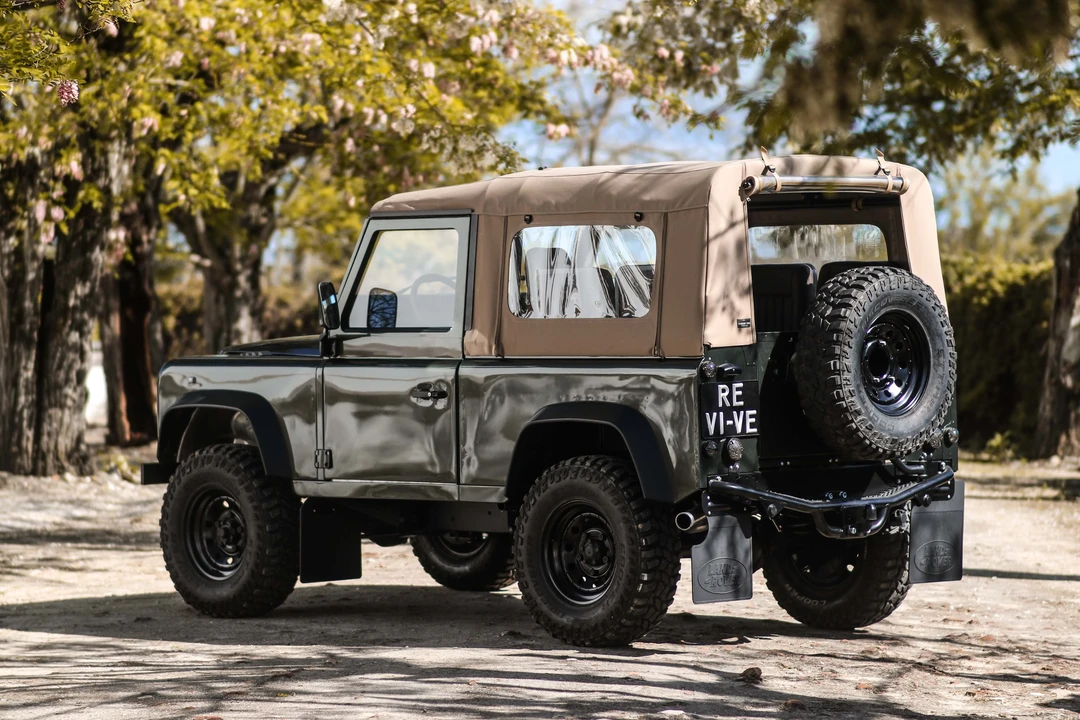 1997 Land Rover Defender 90 - Image 4 of 31