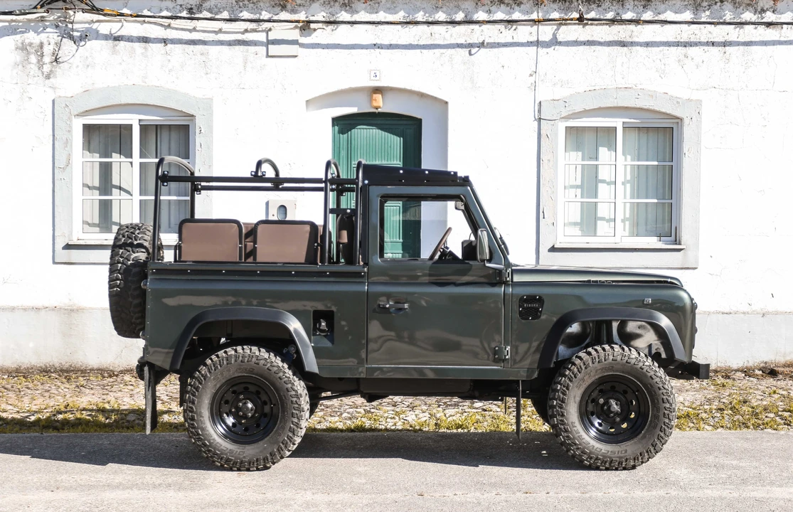 1997 Land Rover Defender 90 - Image 10 of 31