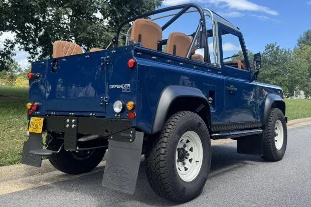 1997 Land Rover Defender 90 - Image 2 of 7