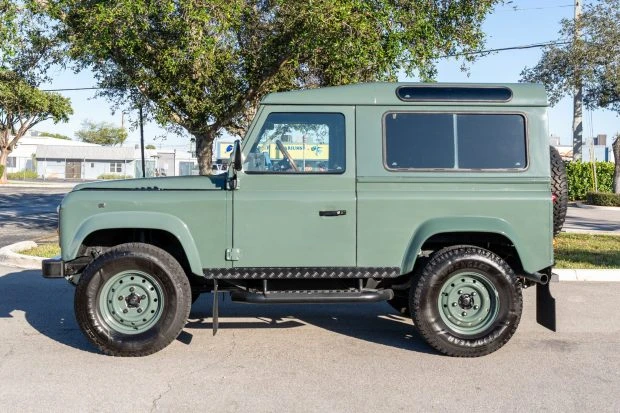 1997 Land Rover Defender 90 - Image 3 of 8