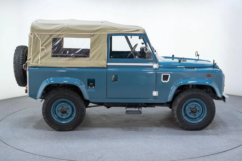 1997 Land Rover Defender 90 - Image 17 of 31