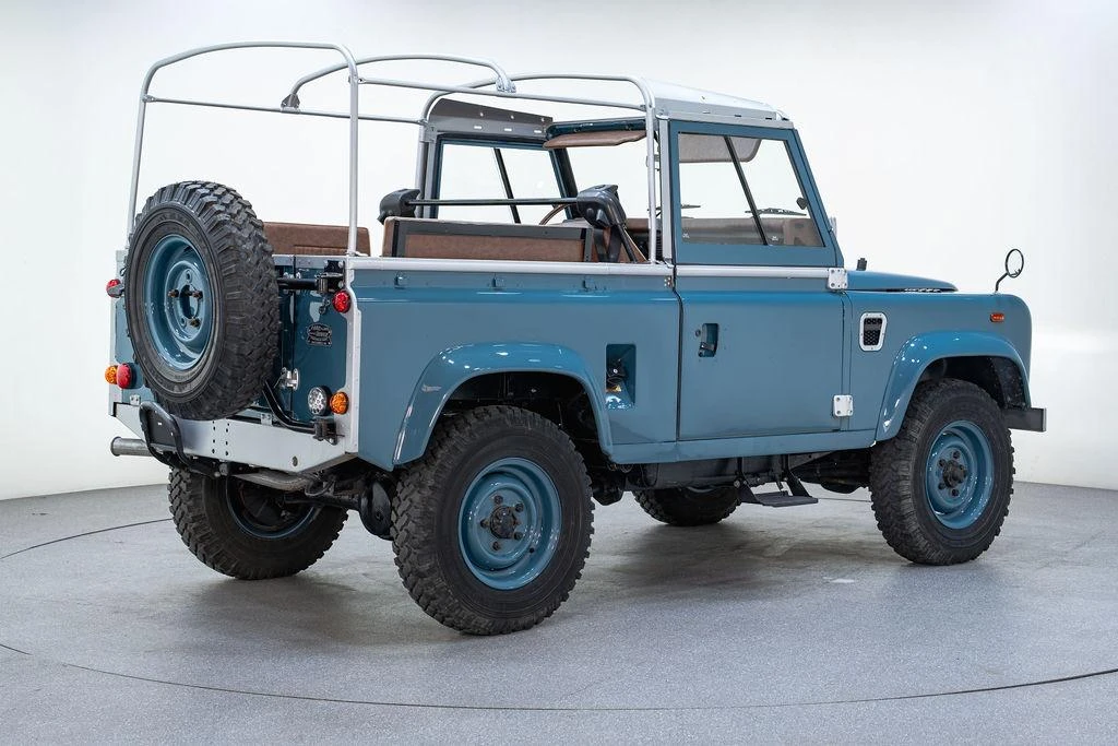1997 Land Rover Defender 90 - Image 9 of 31