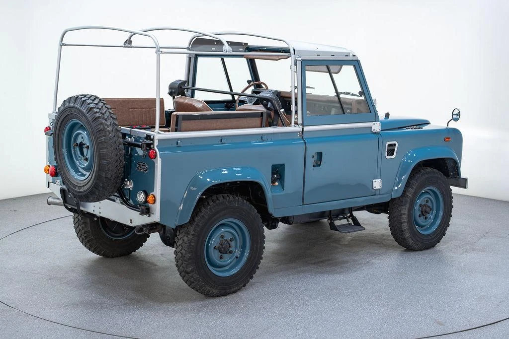 1997 Land Rover Defender 90 - Image 8 of 31