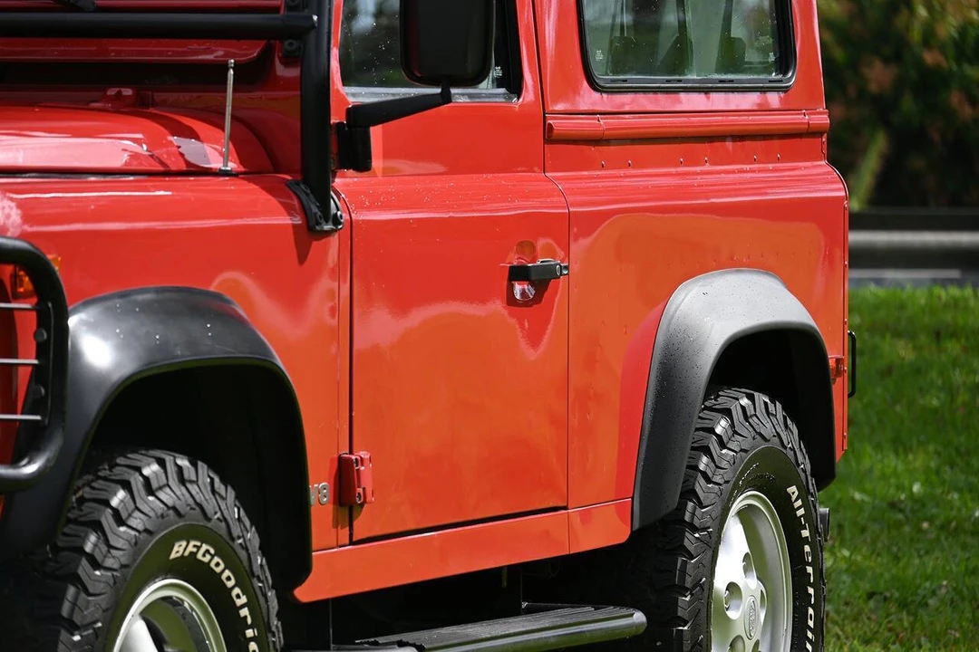 1997 Land Rover Defender 90 - Image 13 of 31