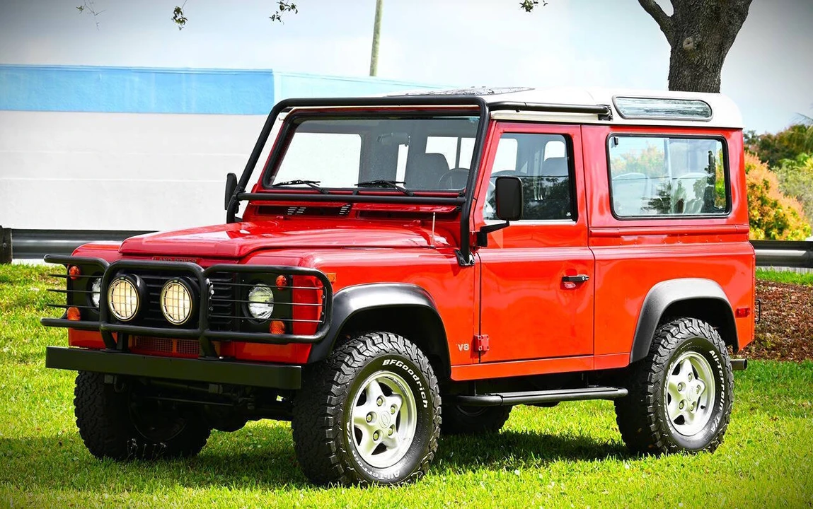 1997 Land Rover Defender 90 - Image 10 of 31