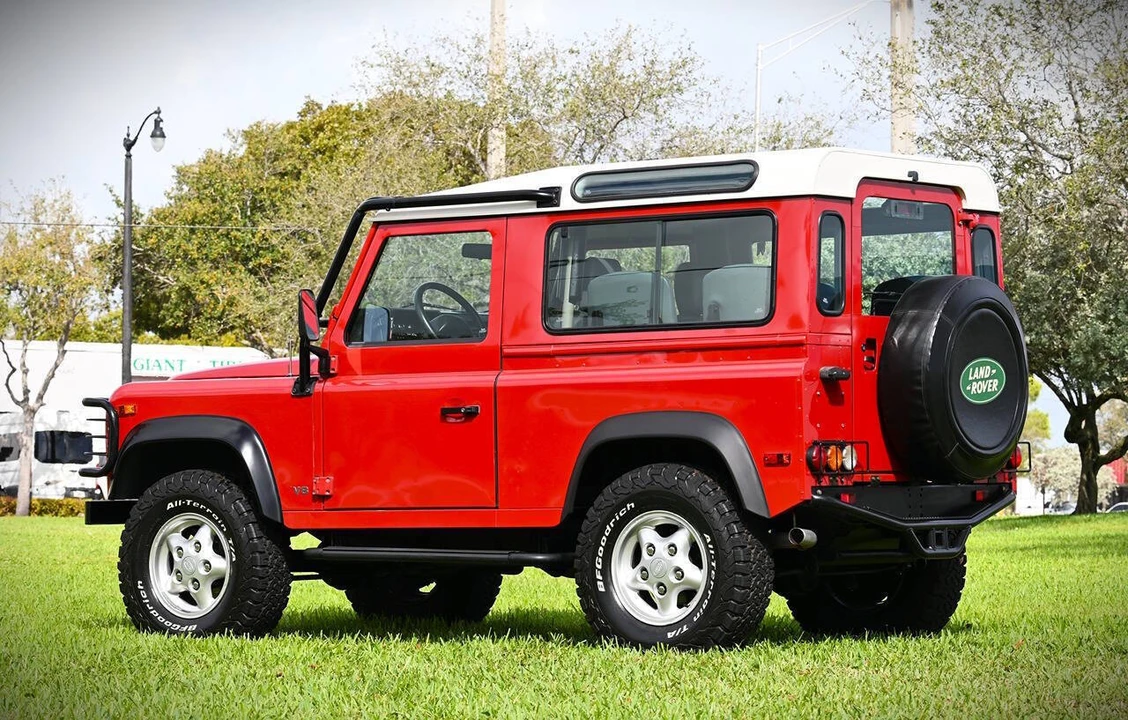 1997 Land Rover Defender 90 - Image 15 of 31