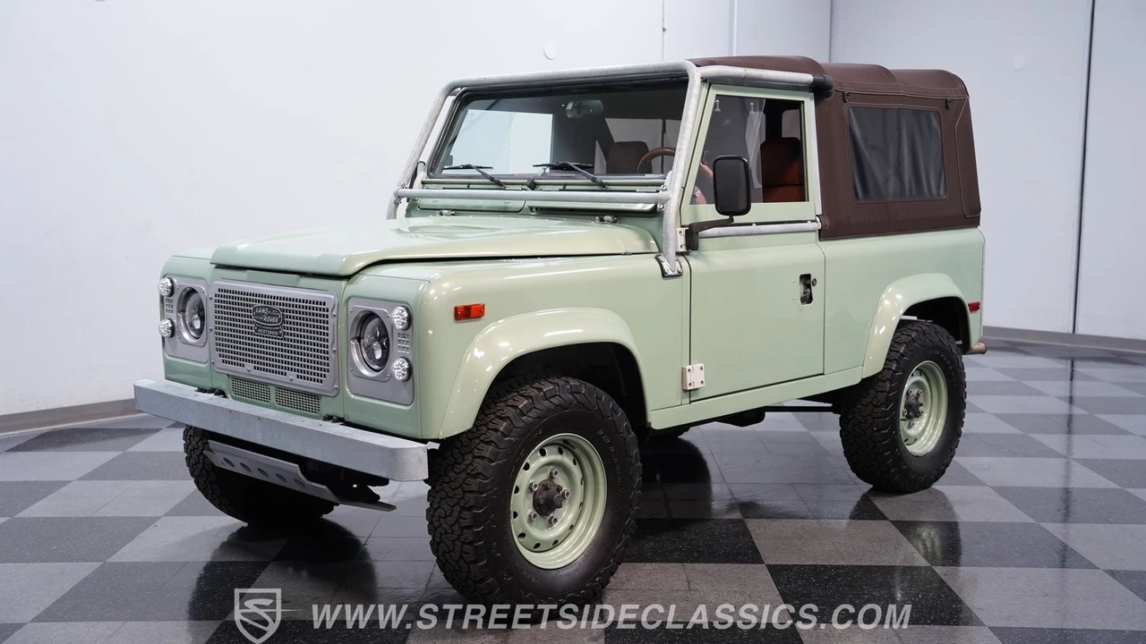 1997 Land Rover Defender 90 - Image 7 of 12