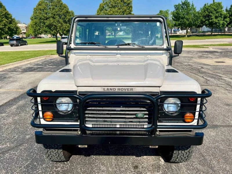 1997 Land Rover Defender 90 - Image 6 of 26