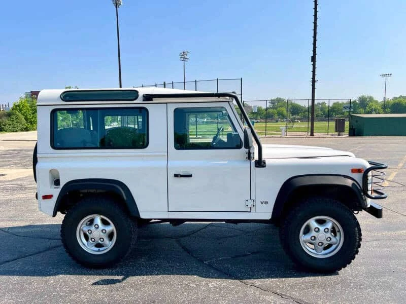 1997 Land Rover Defender 90 - Image 2 of 26
