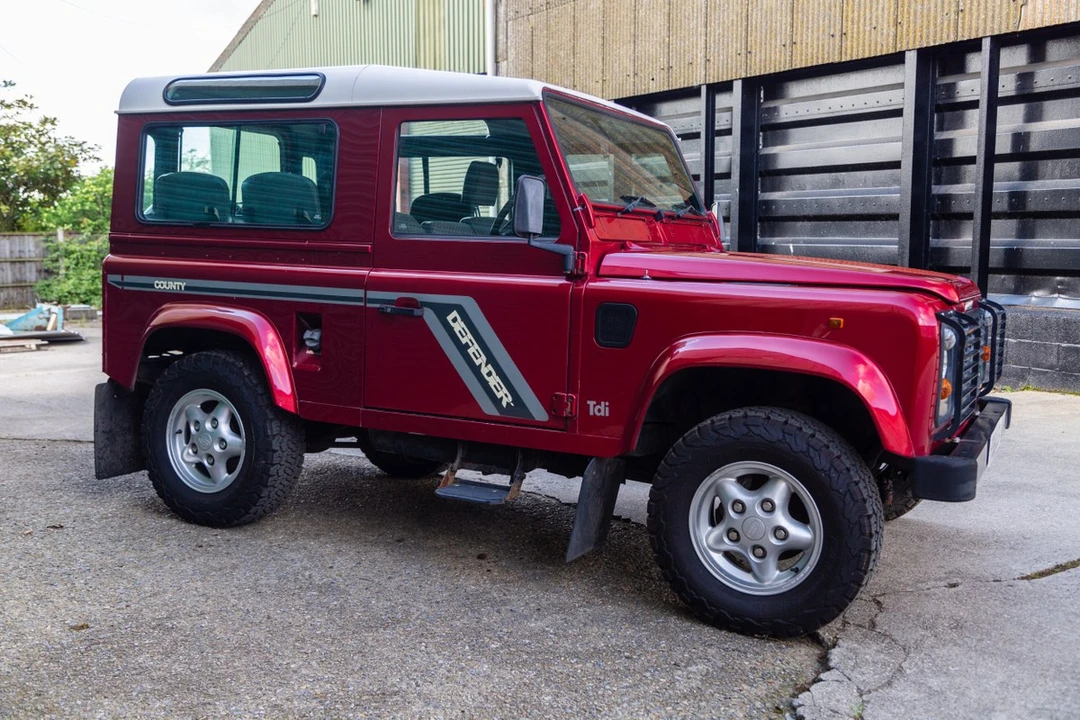 1997 Land Rover Defender 90 - Image 5 of 30