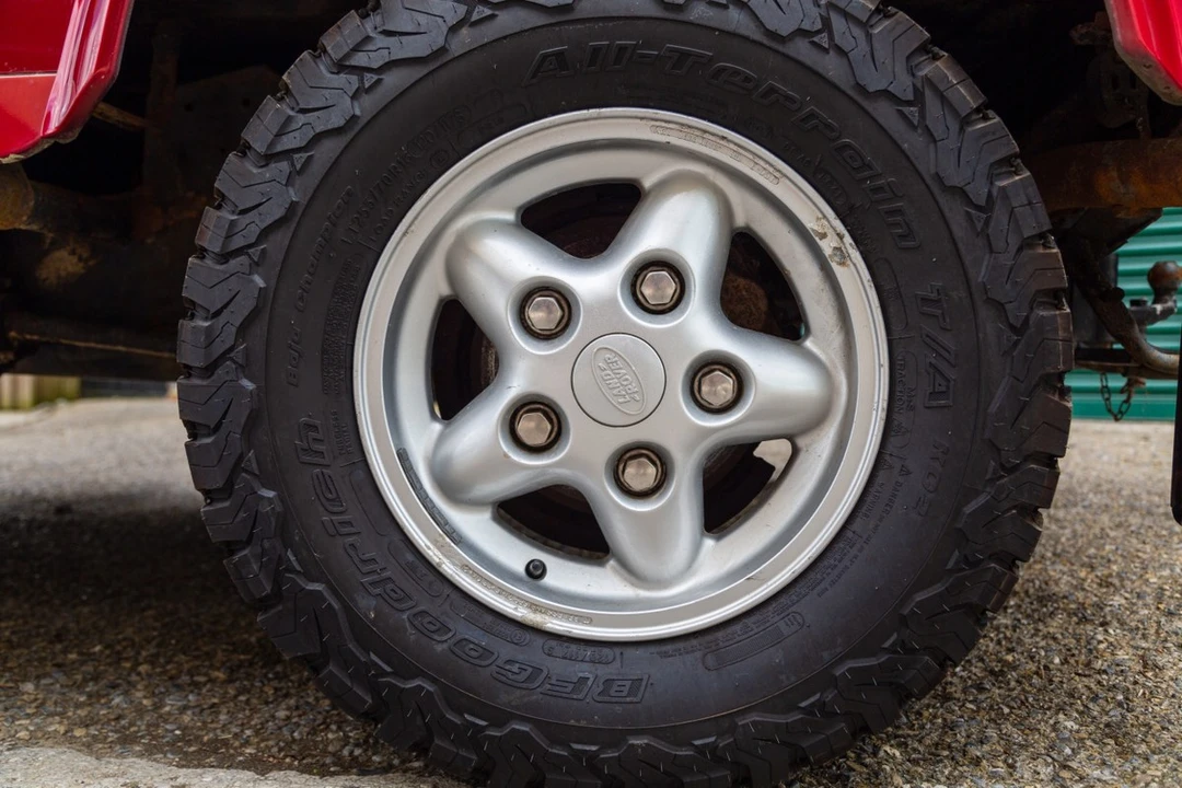 1997 Land Rover Defender 90 - Image 11 of 30