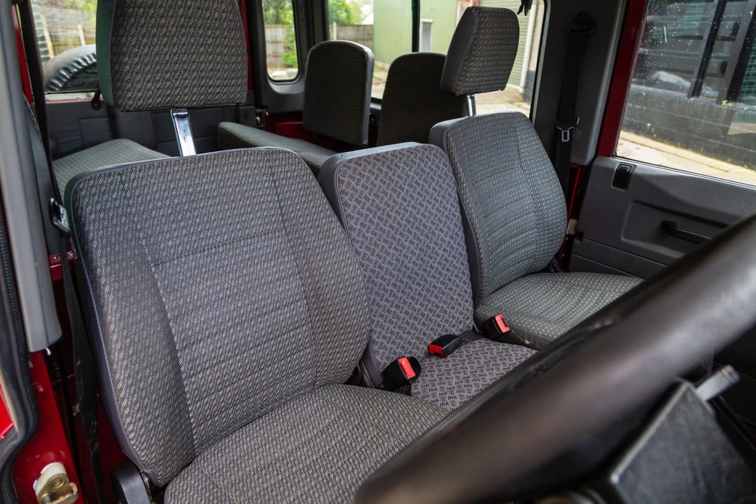 1997 Land Rover Defender 90 - Image 17 of 30