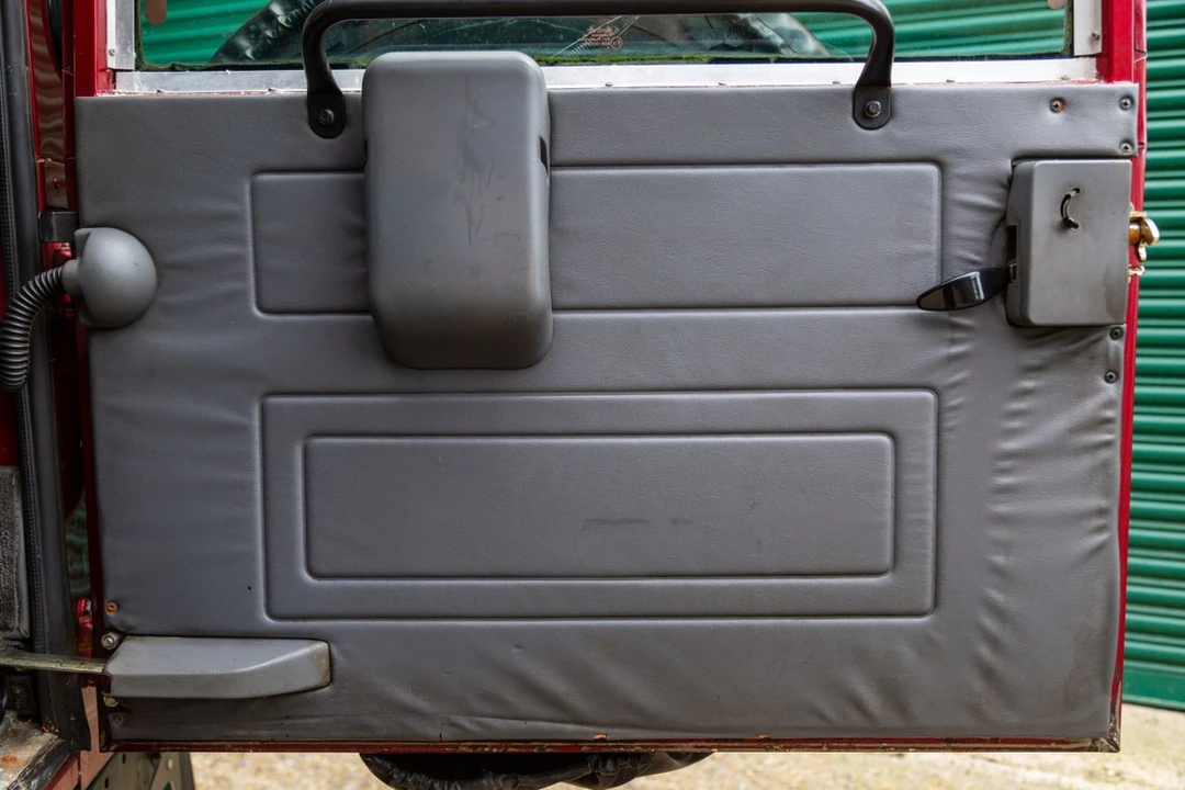 1997 Land Rover Defender 90 - Image 26 of 30