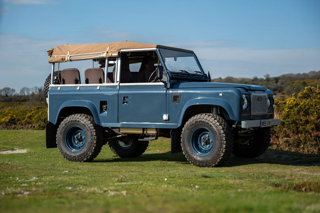 1997 Land Rover Defender 90 - Image 9 of 31