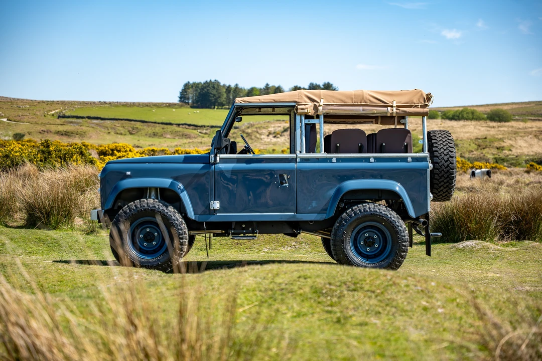 1997 Land Rover Defender 90 - Image 7 of 31