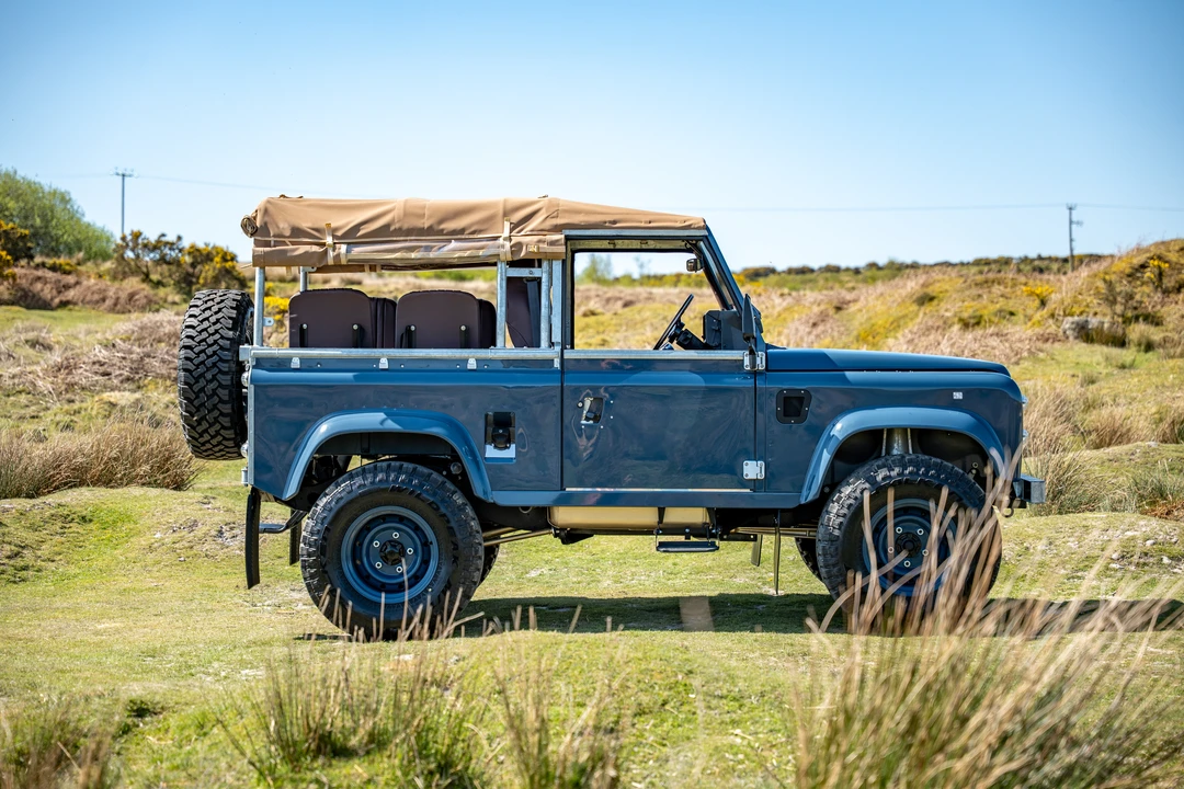 1997 Land Rover Defender 90 - Image 3 of 31