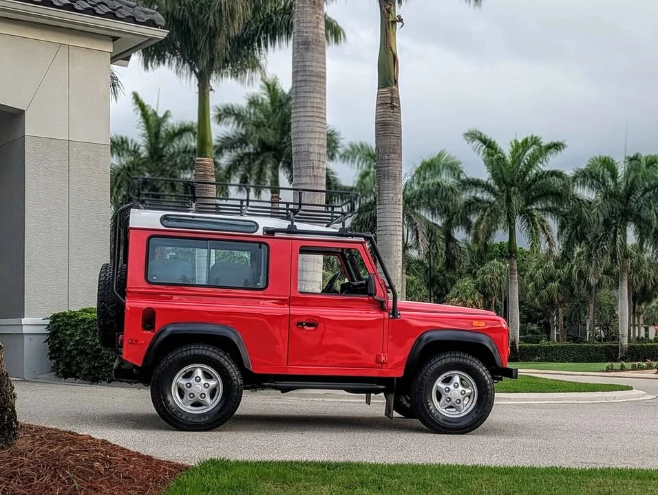 1997 Land Rover Defender 90 - Image 3 of 18