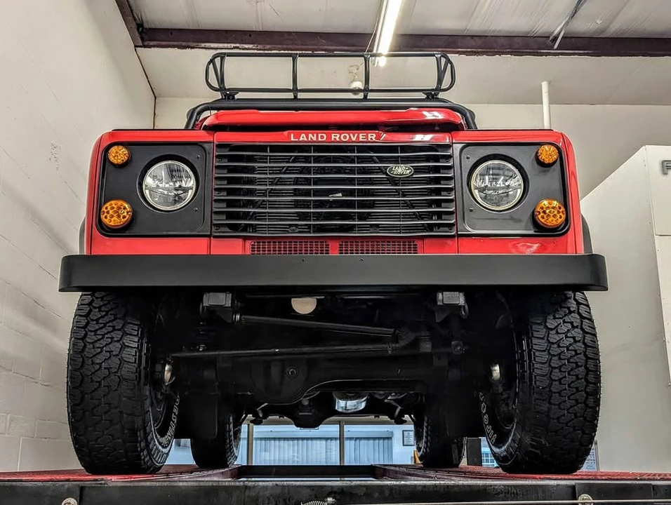 1997 Land Rover Defender 90 - Image 11 of 18