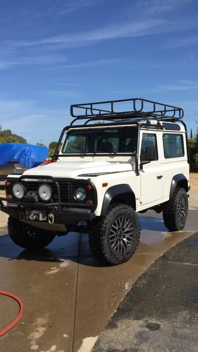 1997 Land Rover Defender 90 - Image 9 of 13
