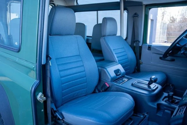 1997 Land Rover Defender 90 - Image 10 of 16