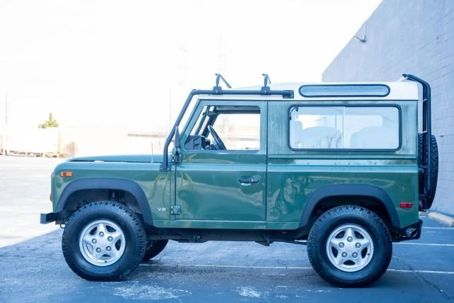 1997 Land Rover Defender 90 - Image 8 of 16